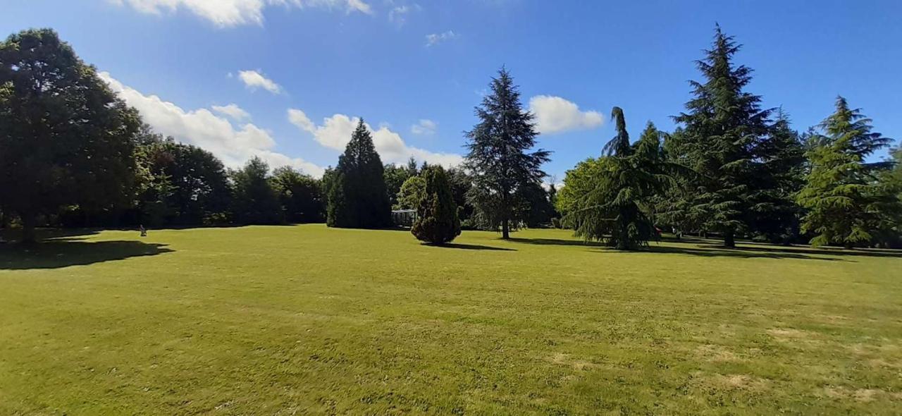 A L'Oree Du Parc Saint-Priest-des-Champs Eksteriør bilde