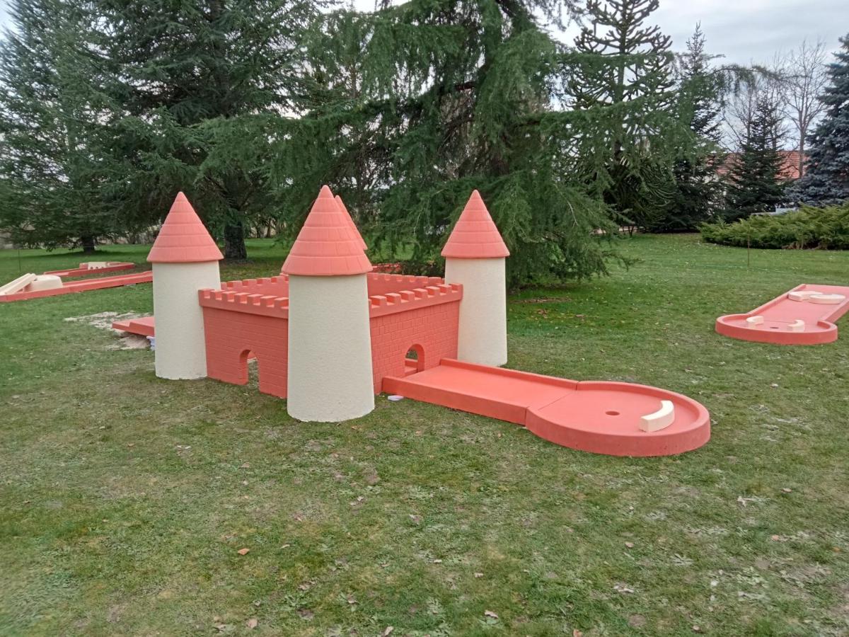 A L'Oree Du Parc Saint-Priest-des-Champs Eksteriør bilde