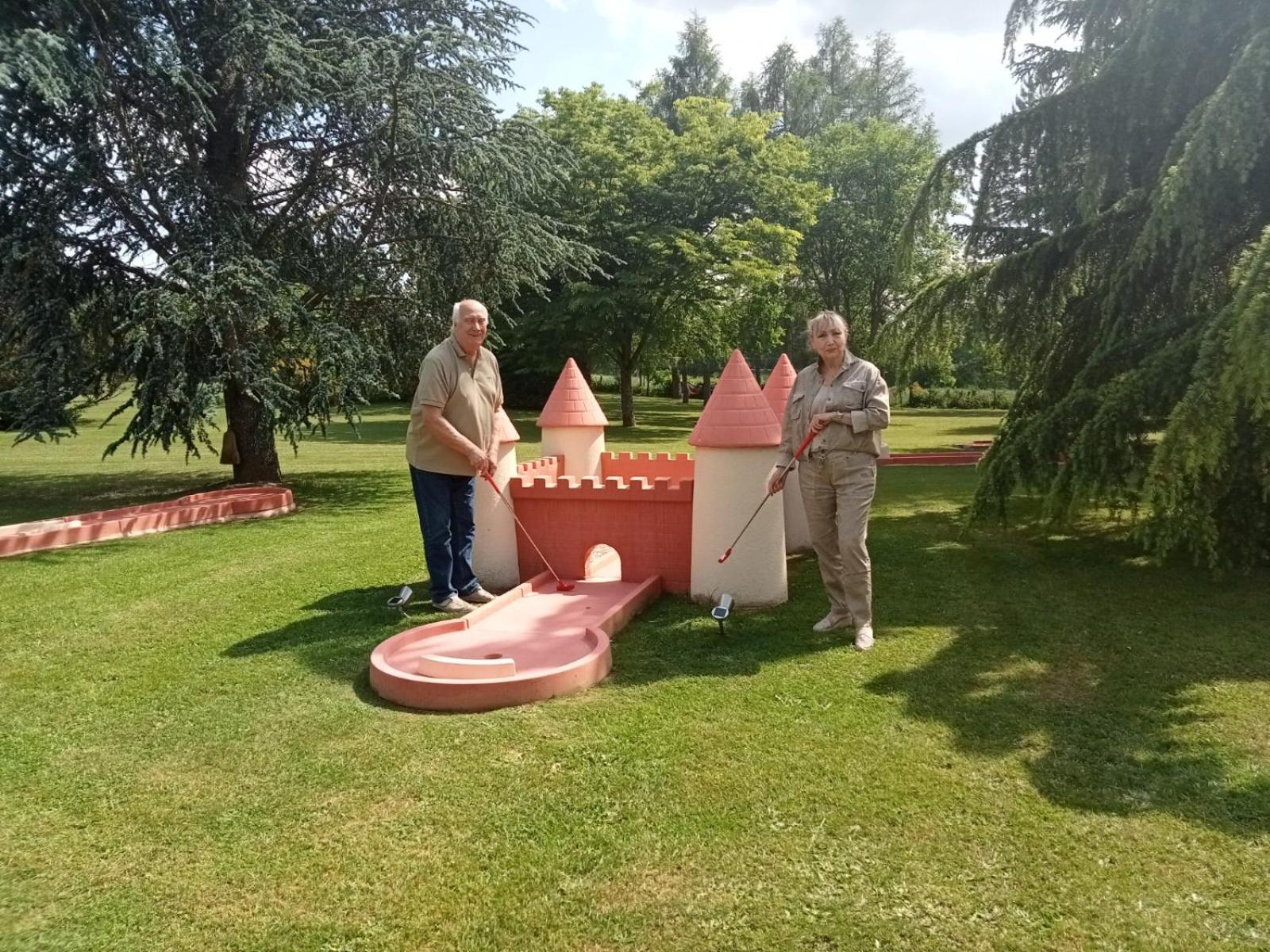 A L'Oree Du Parc Saint-Priest-des-Champs Eksteriør bilde