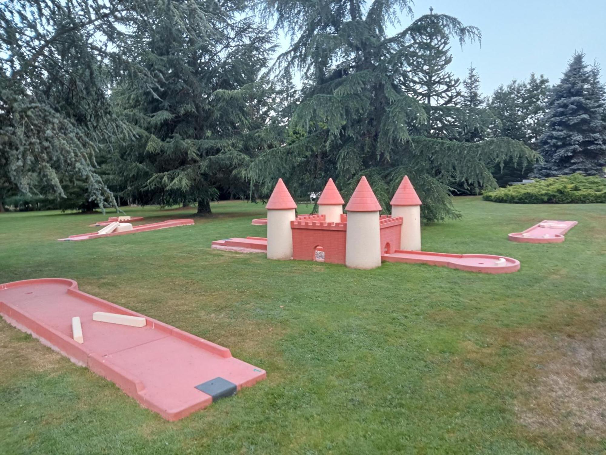 A L'Oree Du Parc Saint-Priest-des-Champs Eksteriør bilde